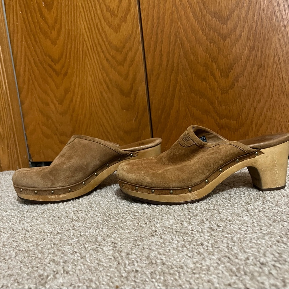 Ugg Tan Women's Clogs